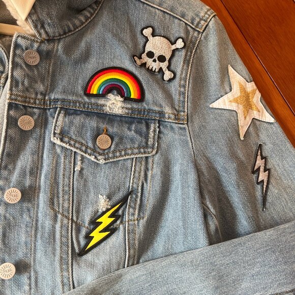 New UGG Denim Patchwork Jean Jacket with Fleece Lined Collar - Picture 3 of 5